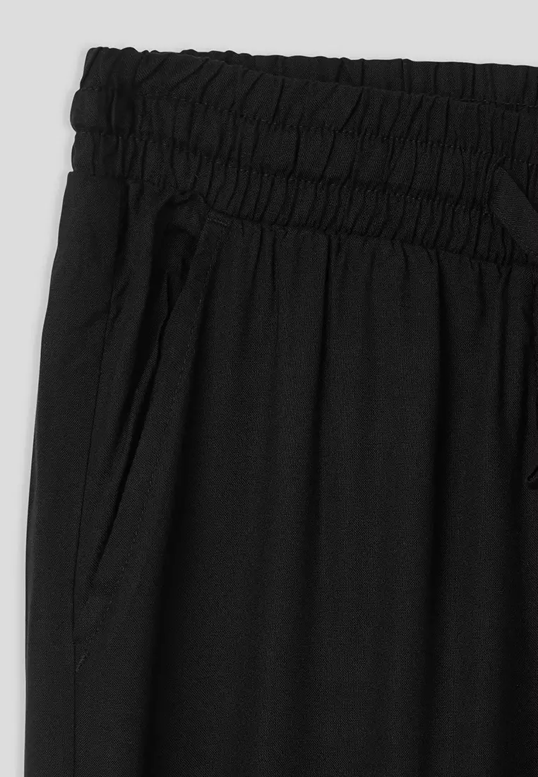 Woman Long Pants