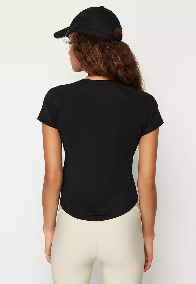 Black Reflector Print Detailed Knitted Sports T-Shirt THMSS24TS00002