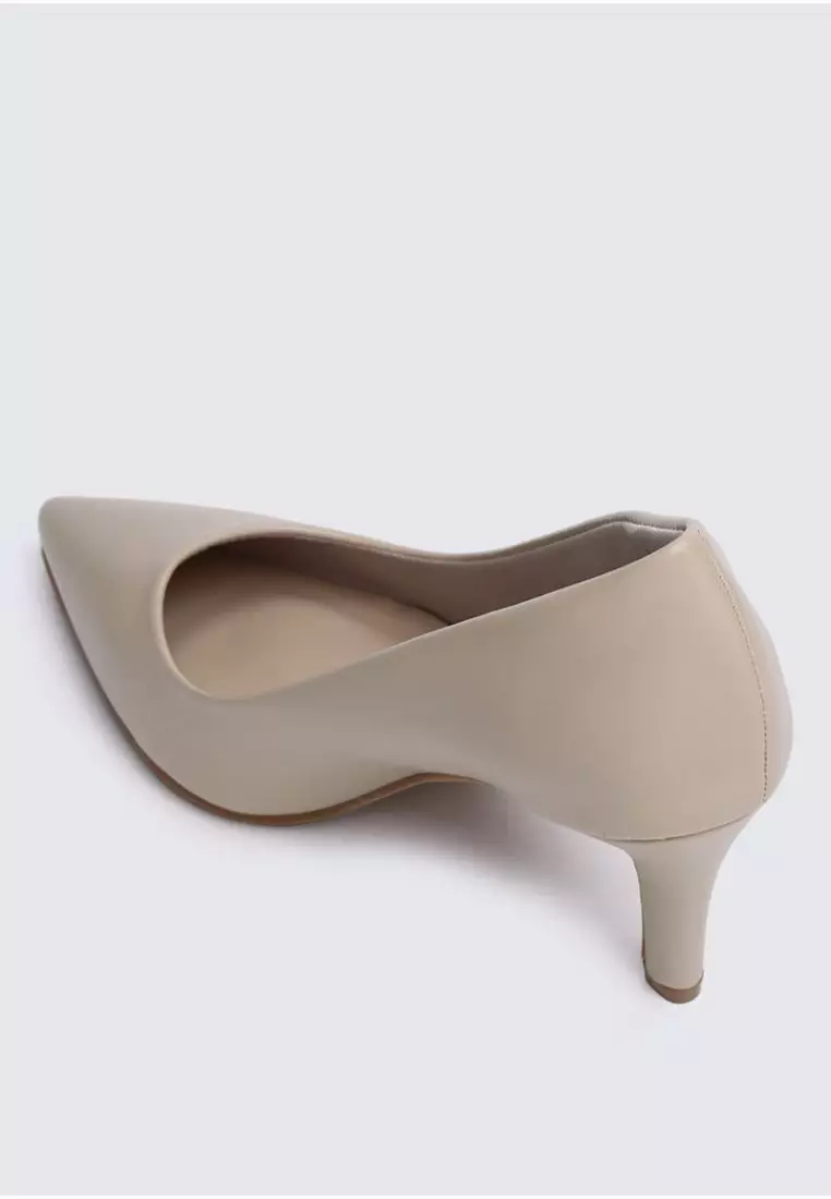 Ashley Comfy Pumps In Almond