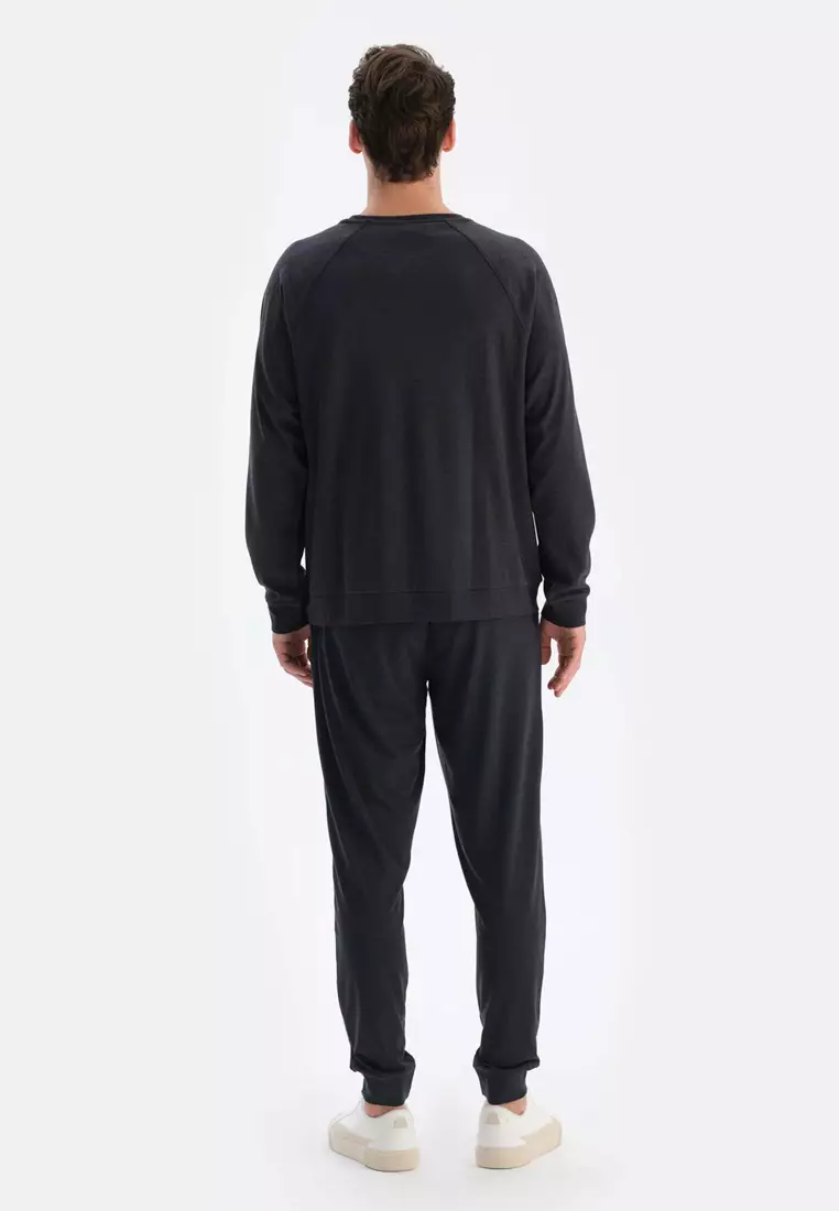 Smoke Sweatshirt, Crew Neck, Regular, Long Sleeve Loungewear for Men