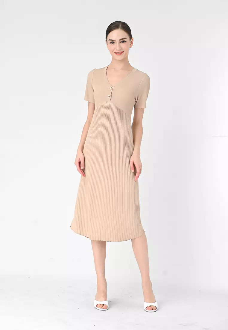 V领针织褶皱中长裙