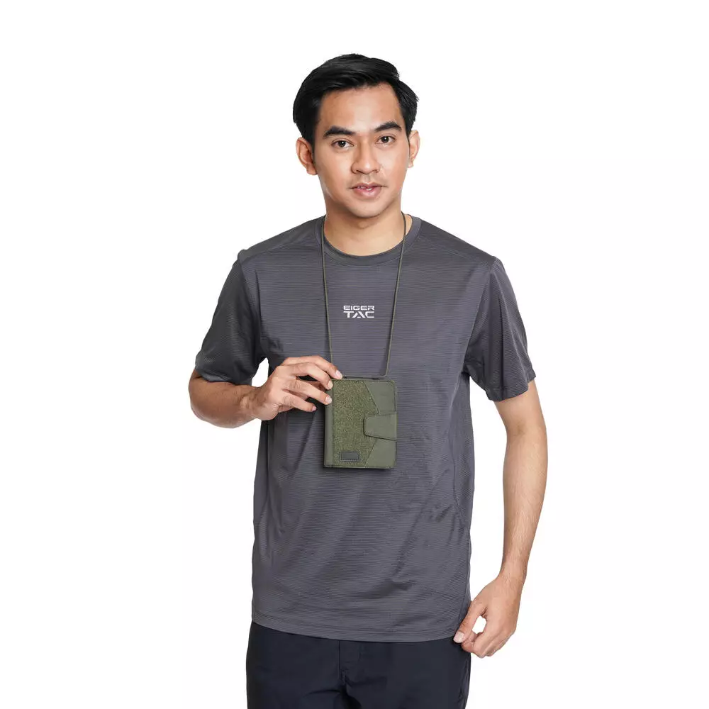 Eiger Bravo Passport Wallet