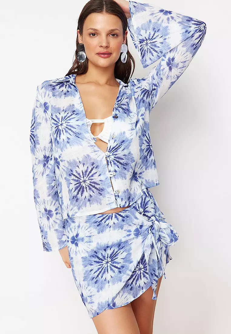 Patterned Crop Shirt