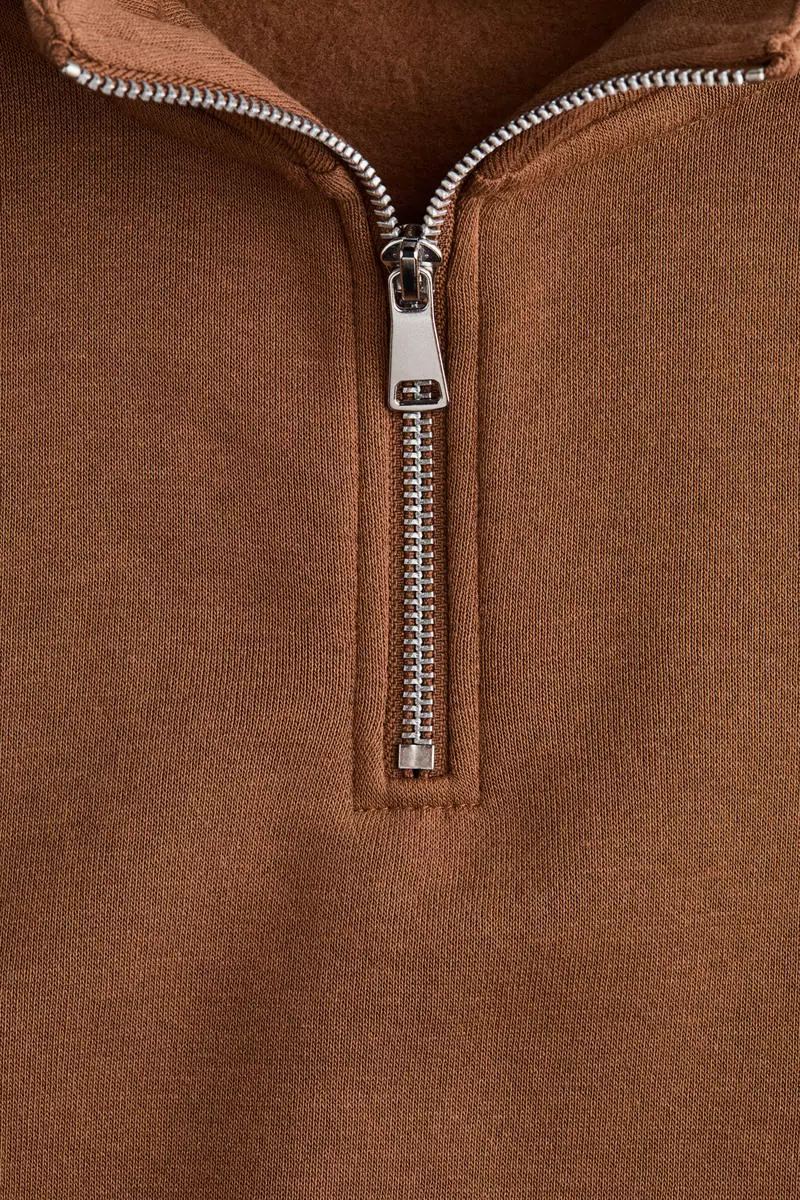 Zip-top sweatshirt