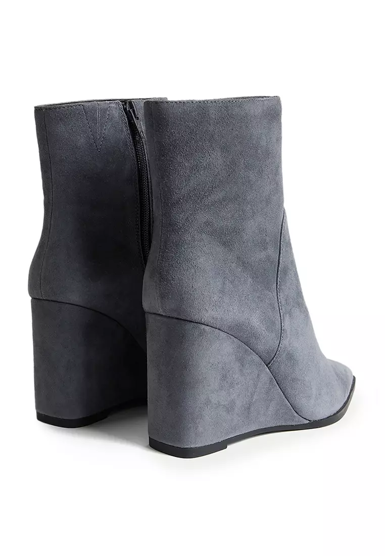 Suede Wedge Pointed Ankle Boots