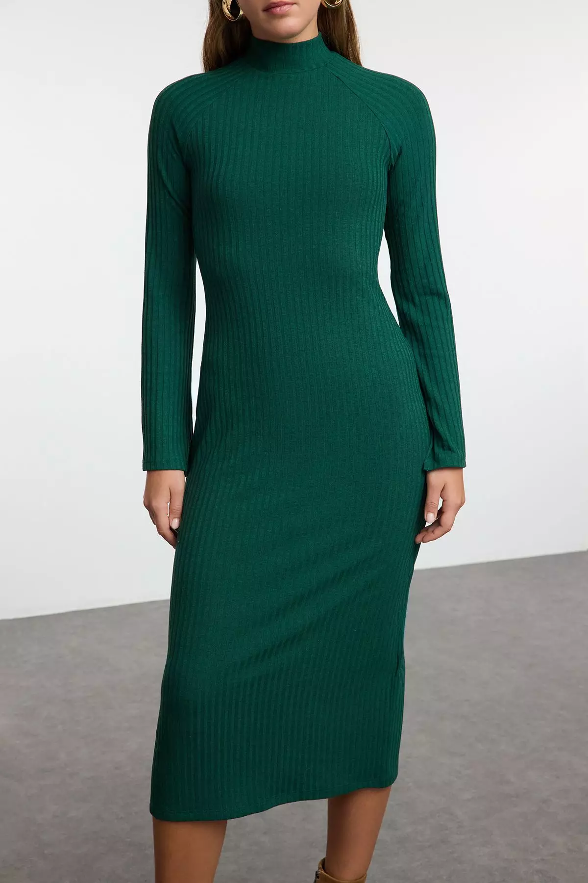Mock Neck Raglan Sleeves Midi Dress