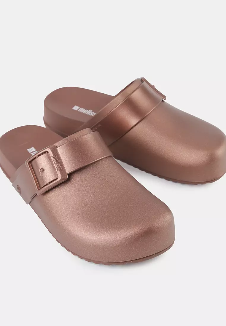 Cozy Clog Ad