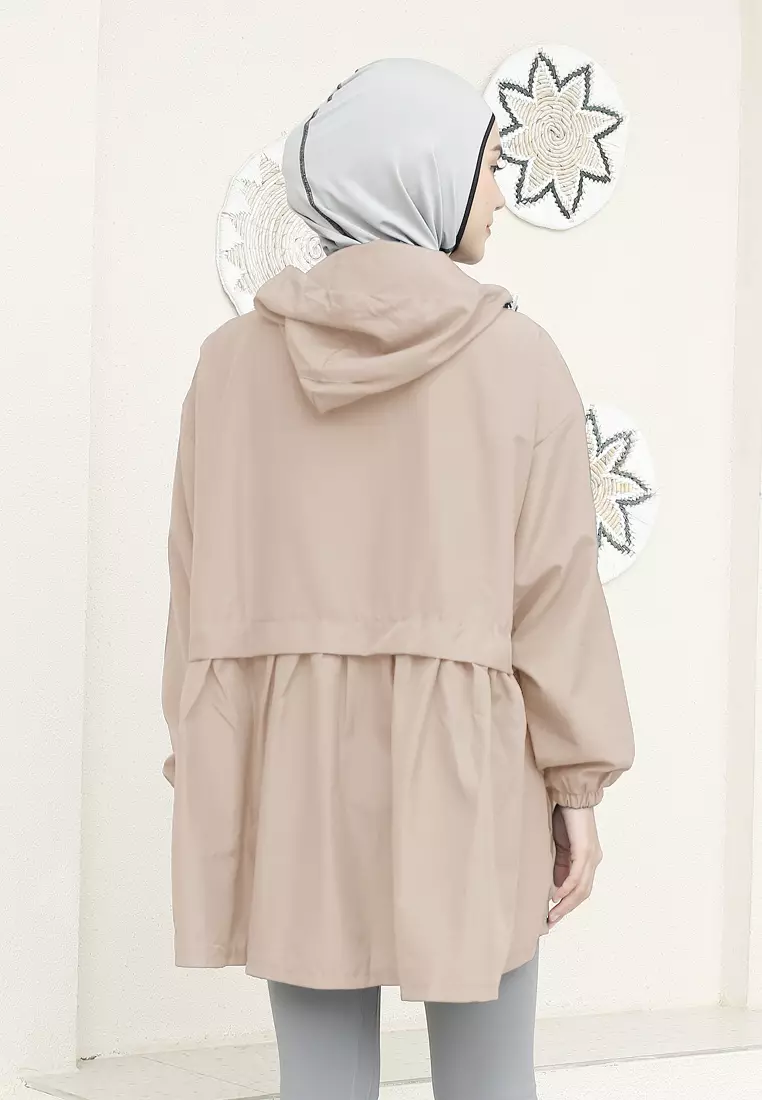 Zelena - Archie Sports Jacket | Jaket Olahraga Wanita Ruffle - Almond Milk