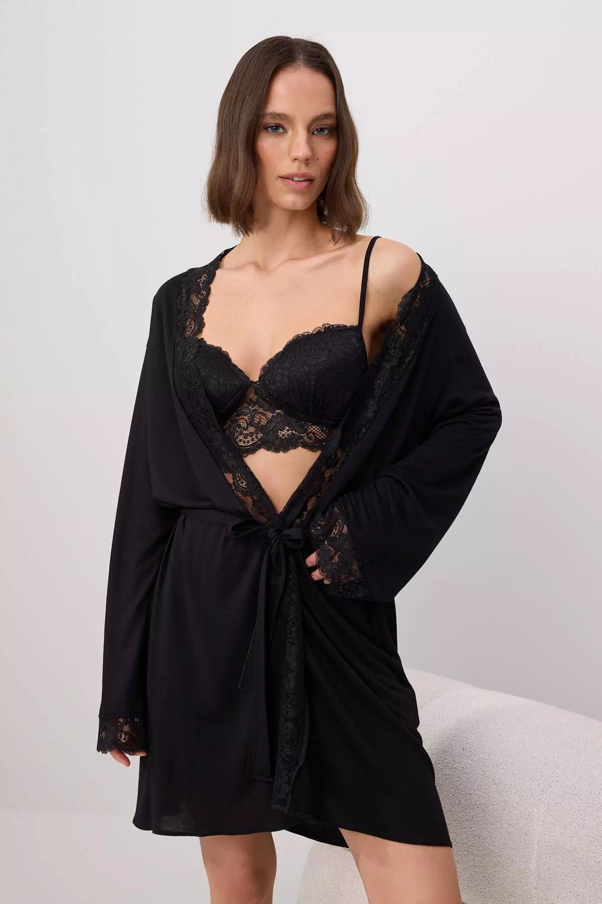 Black 4-Piece Lace Detailed Dressing Gown + Nightgown + Bralet + Shorts Knitted Pajama Set Thmss26Pt00093