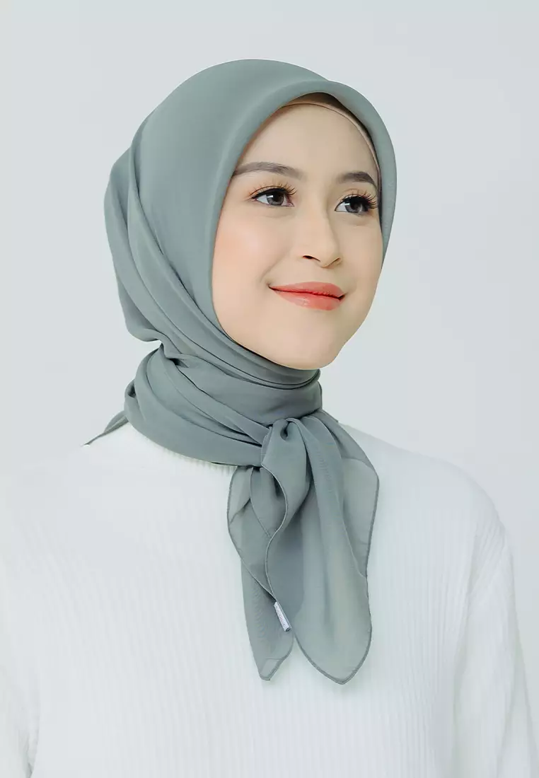 Polly Cotton (Hijab Segiempat Bella Square) Garden Stone