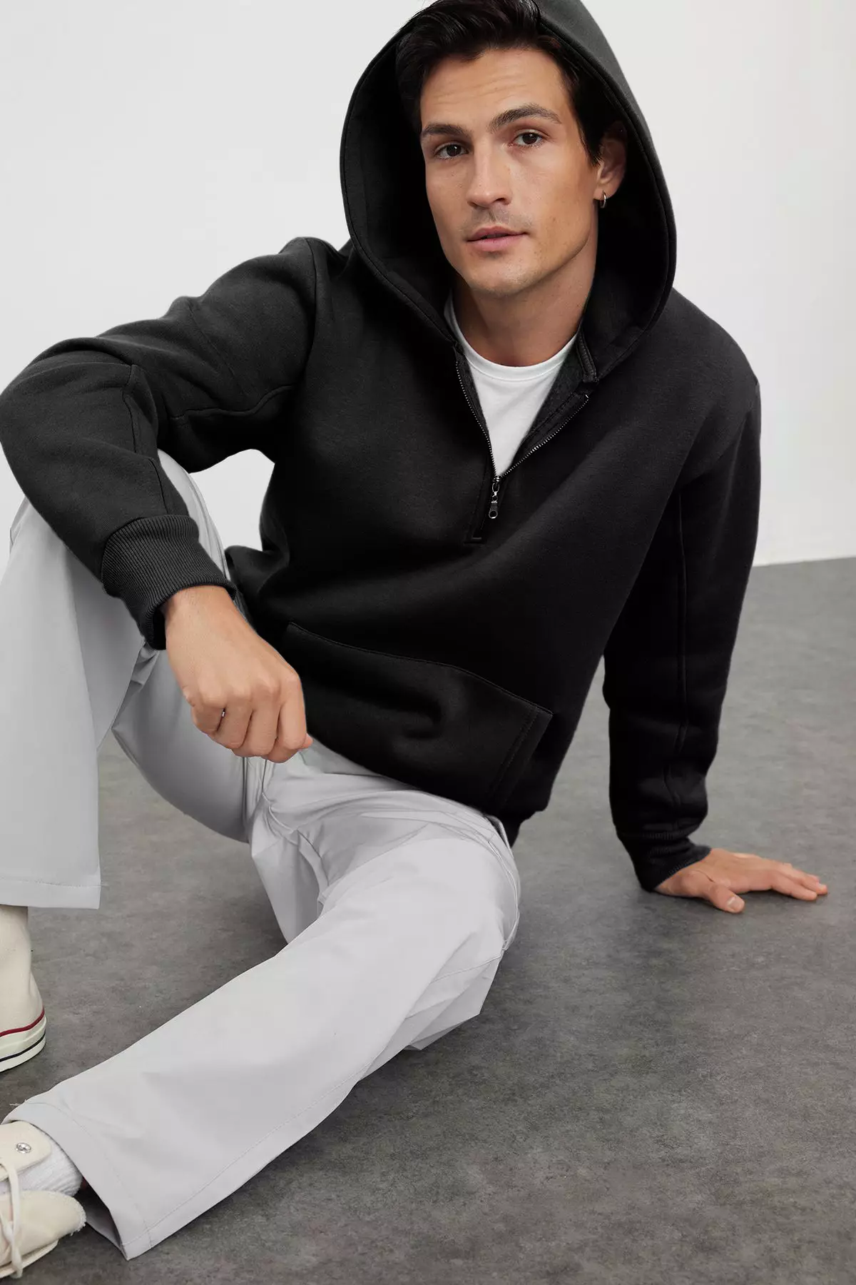 Basic Half-ZIpper Hoodie
