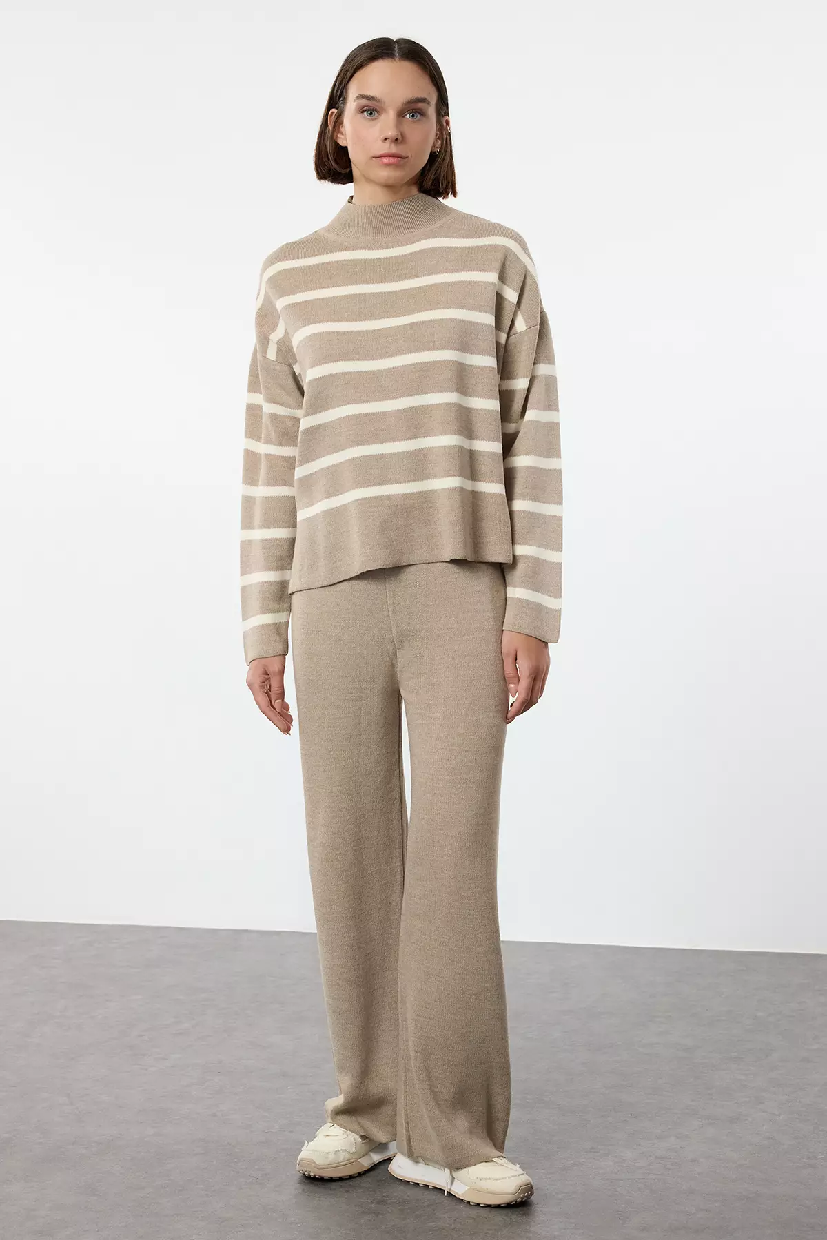 Beige Striped Knitted Trousers Top-Bottom Set TWOAW24AU00045