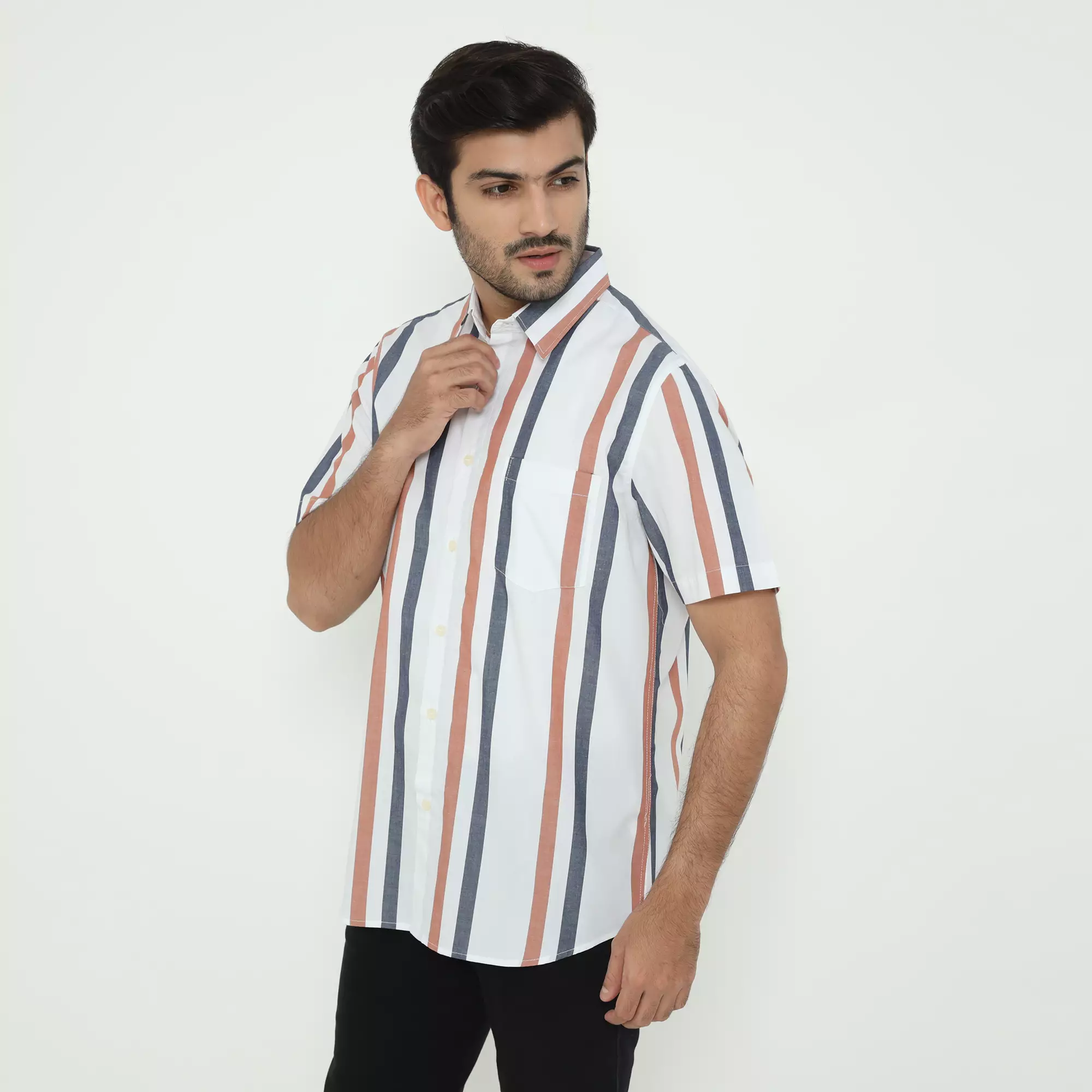 Platini Kemeja Motif Salur Pria Lengan Pendek Katun 73609.45 FIRE BRICK