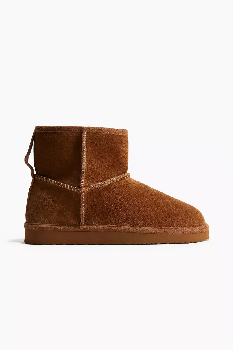 Discount on H&M  shoes - SKU: Warm-lined suede boots