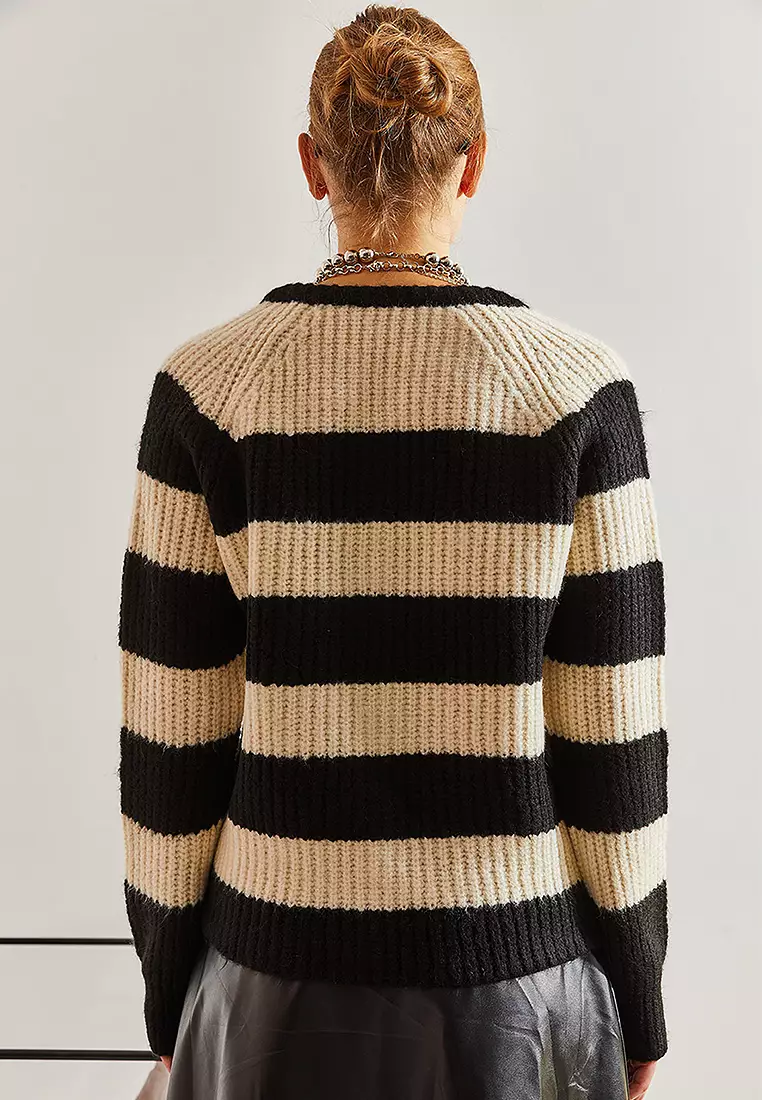 Striped Buttoned Knitwear Cardigan