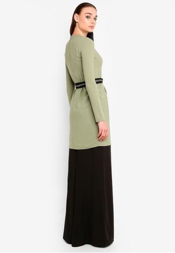 Buy Iris Ruffled Sleeve Kurung from Justin Yap Collection in green and Multi at Zalora