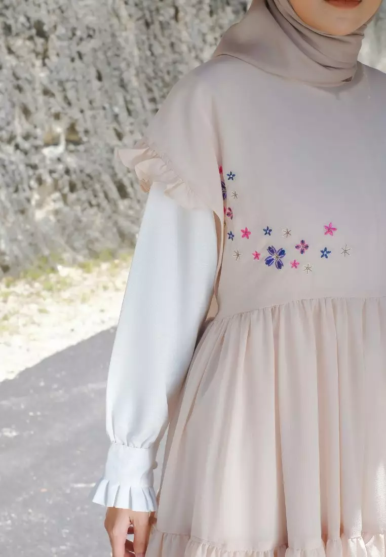 Azzura Tunik Vest Embroidery Seashell