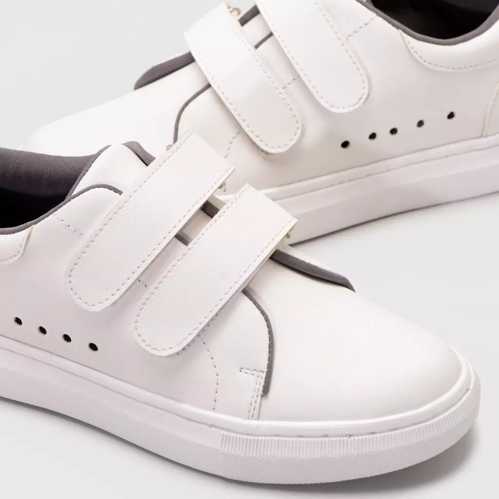 Iwala Sneakers White