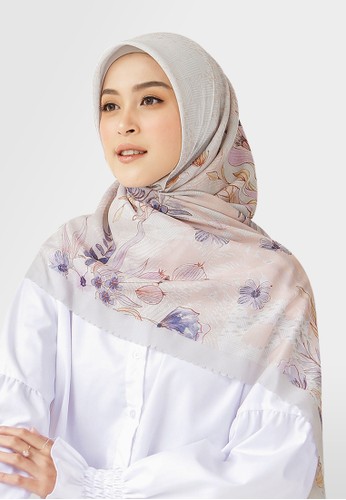 Authentism.id beige Exclusive Scarf Collection - Amrini Series - Hadiya 1C7A5AAA9E0FCEGS_1