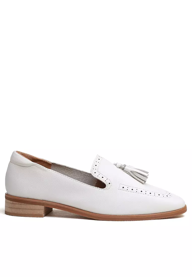 White discount tassel shoes