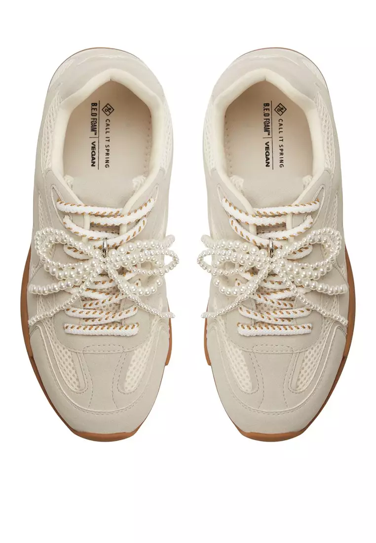 Pixelle Sneakers