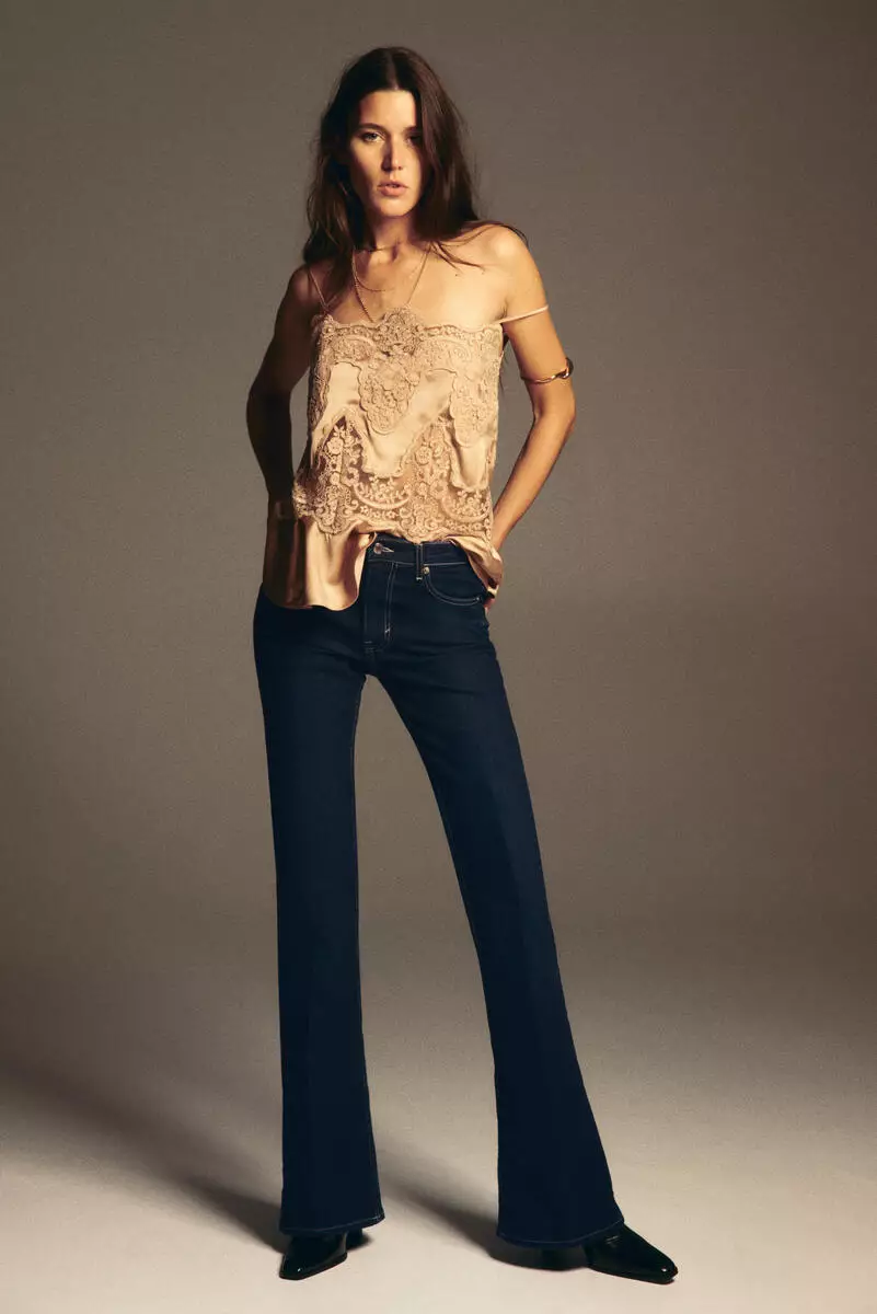Flared High Jeans