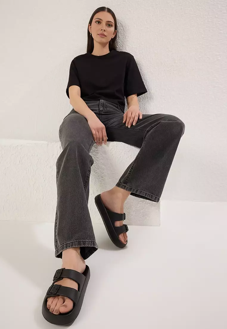 Black Double Banded Buckle Detailed Light Sole Unisex Slippers Takss25Te00019