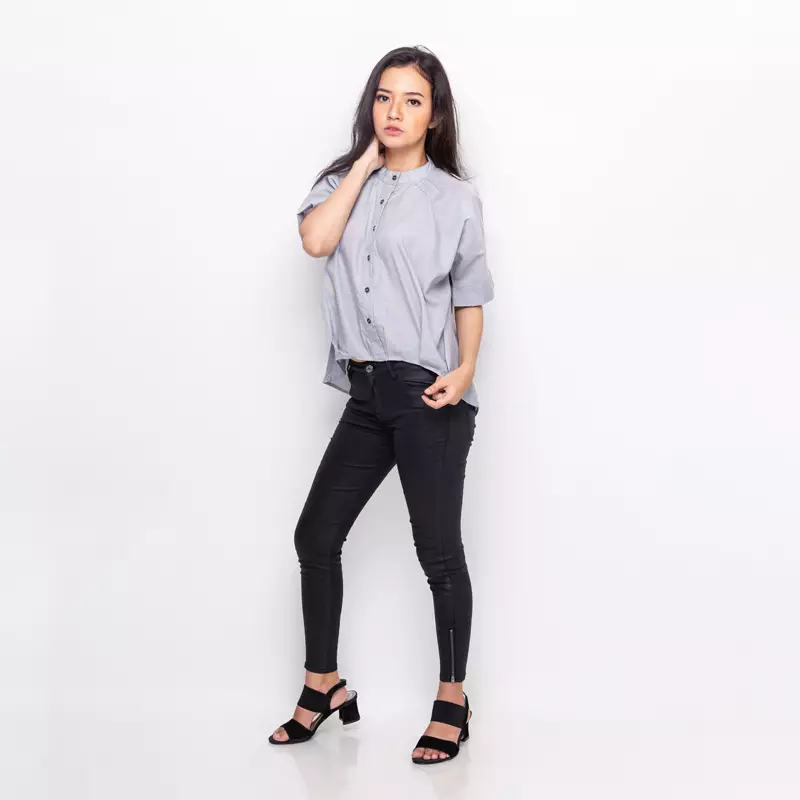 Eliza Blouse In Grey