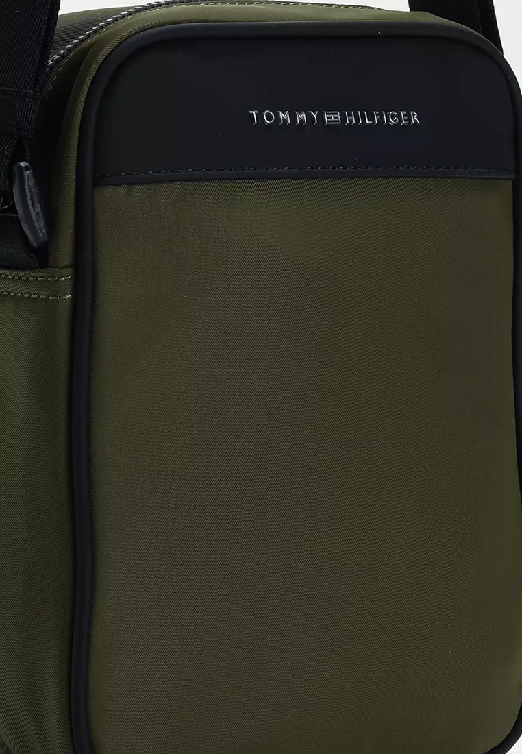 Metal Logo Crossbody Reporter Bag - TH Mainline