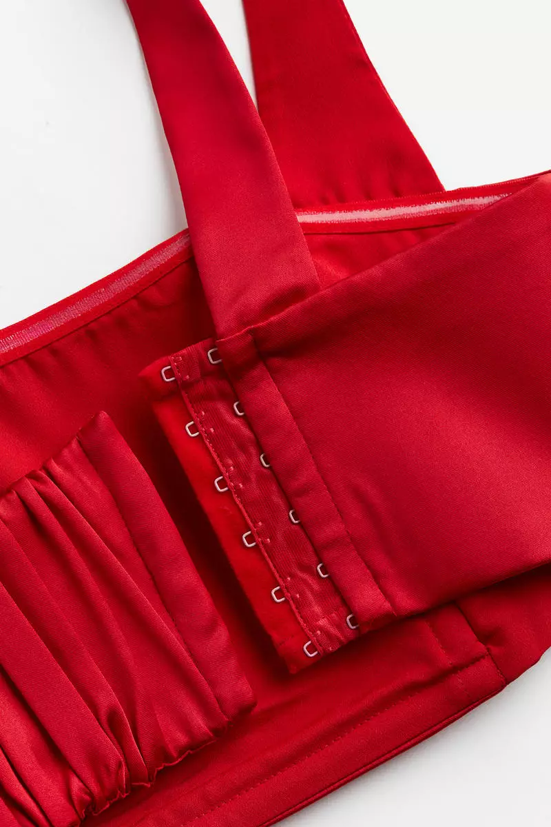 Square-neck crop top