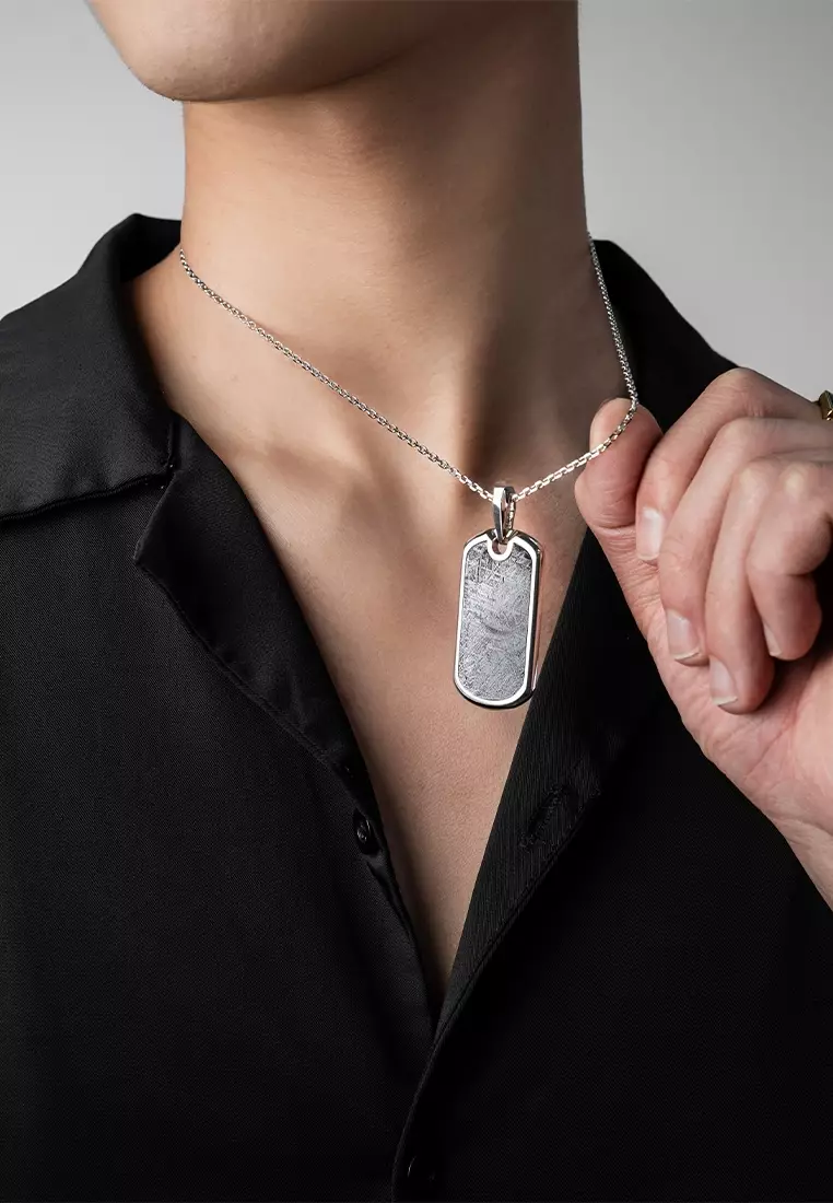 Sleek Classic Muonionalusta Dog Tag Pendant