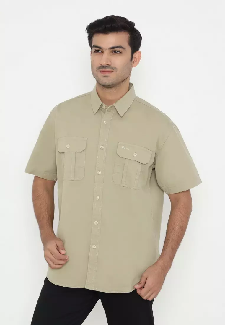 POLICE Kemeja Polos Cotton Kantong Dua Regular Fit Pria