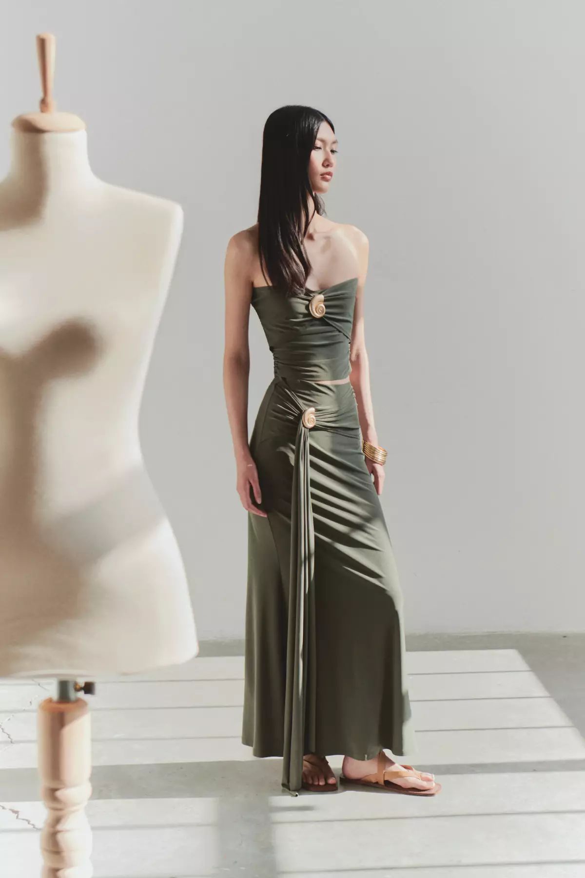 Limited Edition Khaki Fitted Accessory Detailed Knitted Long Skirt  TPRSS25ET00004