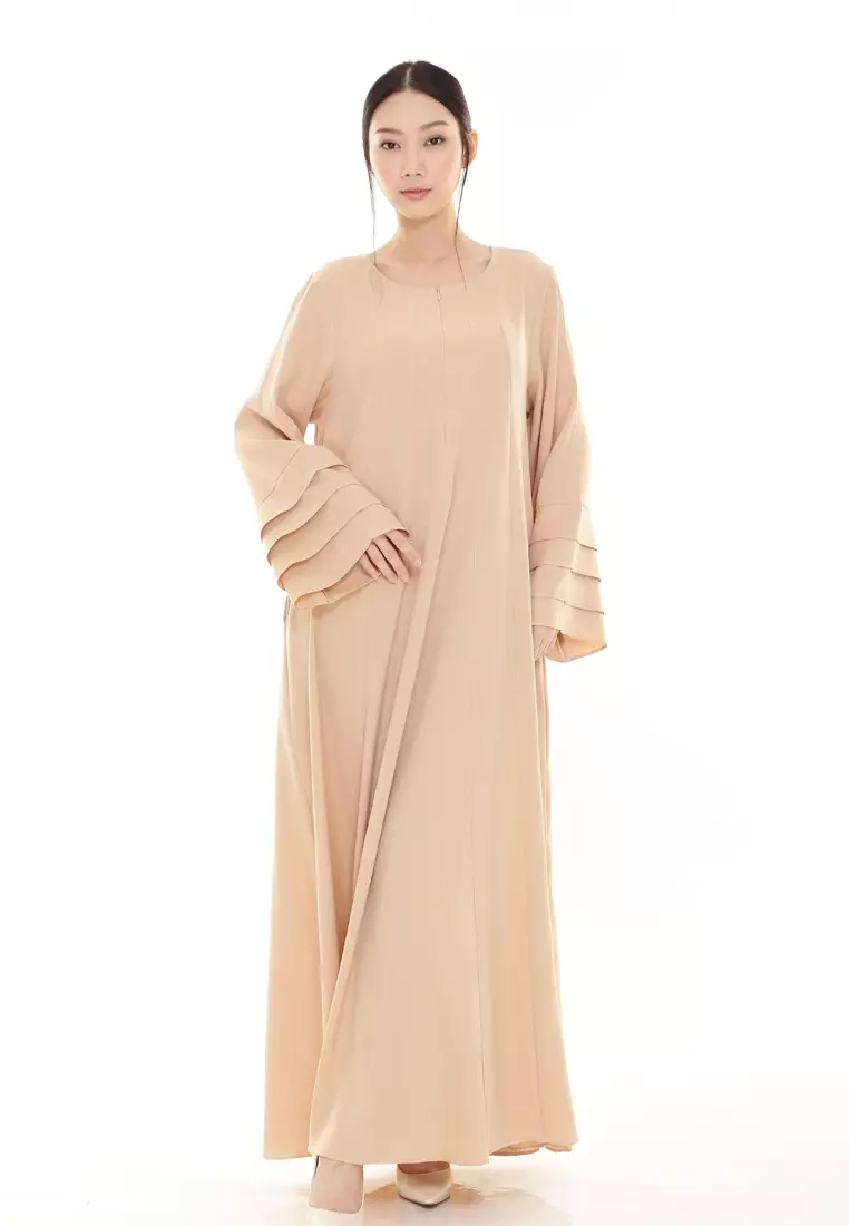 Laura Abaya Modern Layer Sleeves Loose Style in Beige