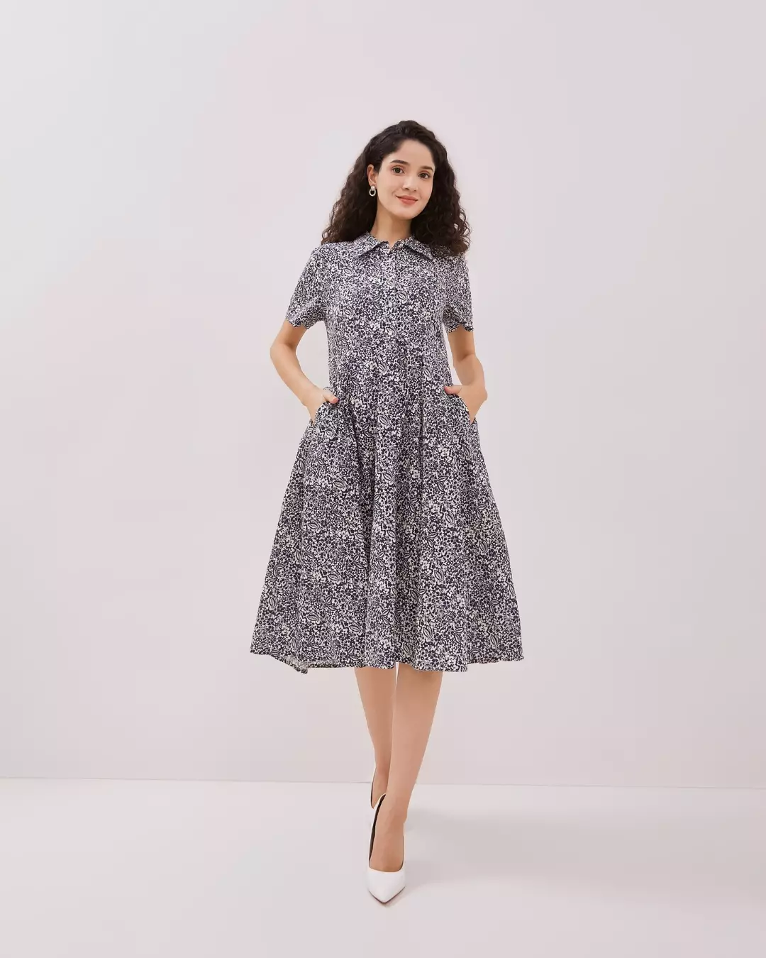 Urban Exchange Stefany Midi Dress Cream Navy - Summer Midi Dress Floral Warna Cream Navy