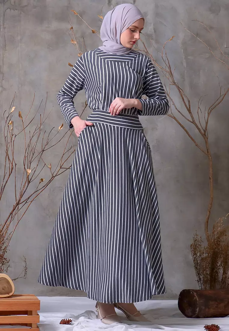 JV Hasanah Oneset Simple Stripes Darkgrey | Setelan Rok Salur Layer Kanan Kiri