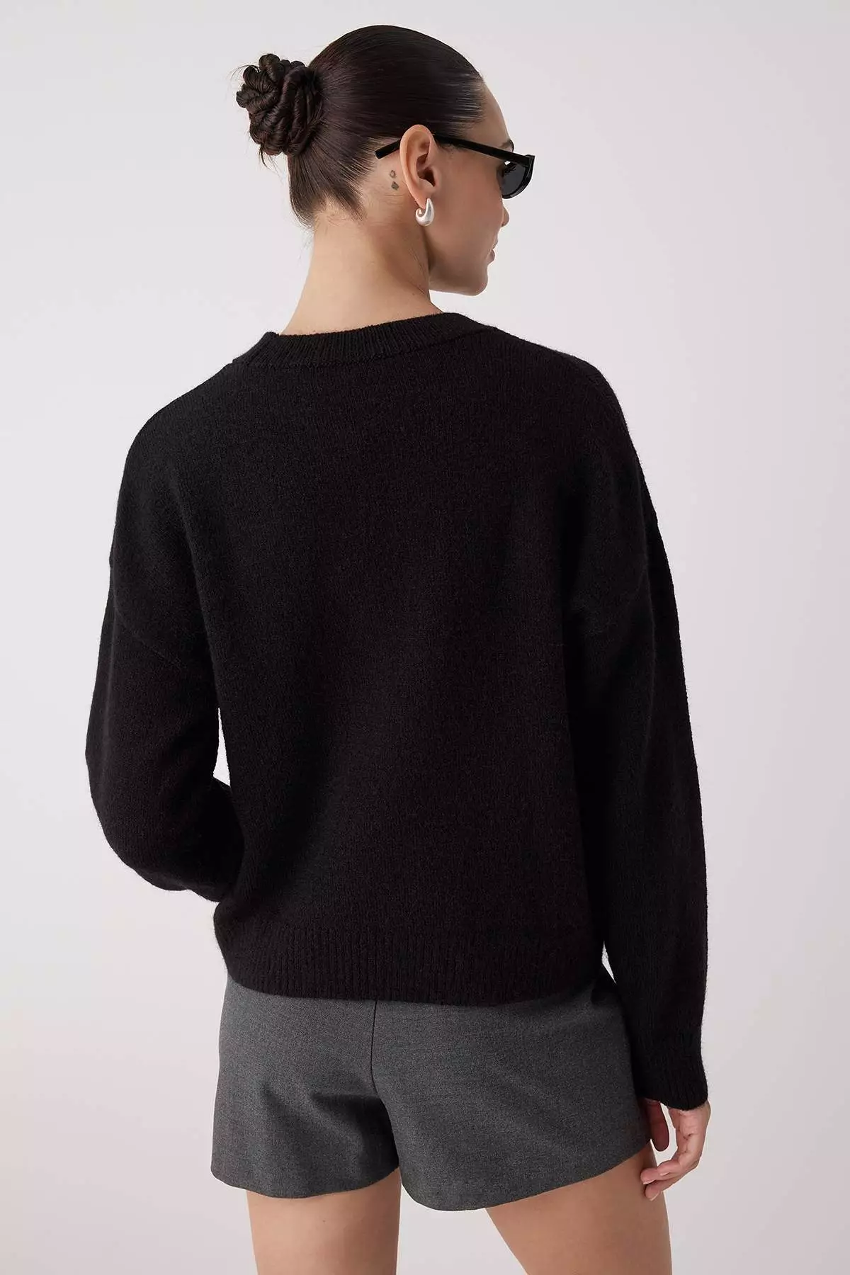 Black Alpaca Wool Blended Premium/Special Yarn Wide Fit Basic Knitwear Sweater