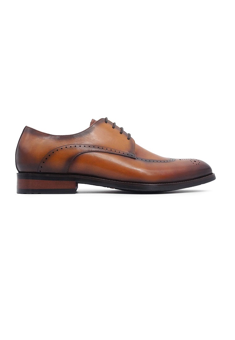 Simon Carter Lace-up Derby - Brown
