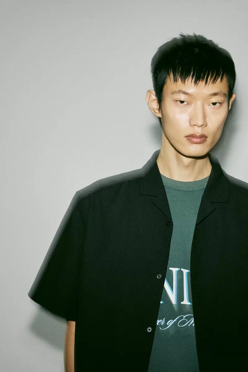 Loose Fit Textured resort shirt