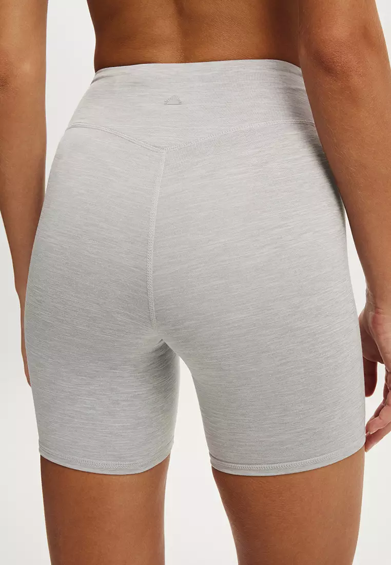 超柔軟塑形單車短褲