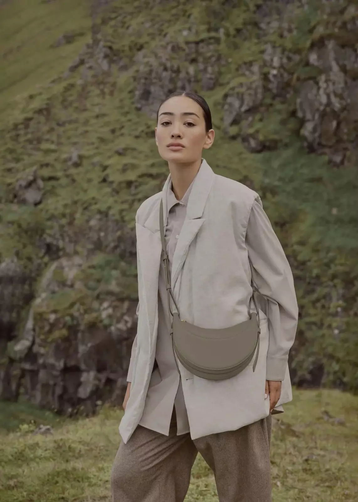 Numero Dix Olive Grained Leather