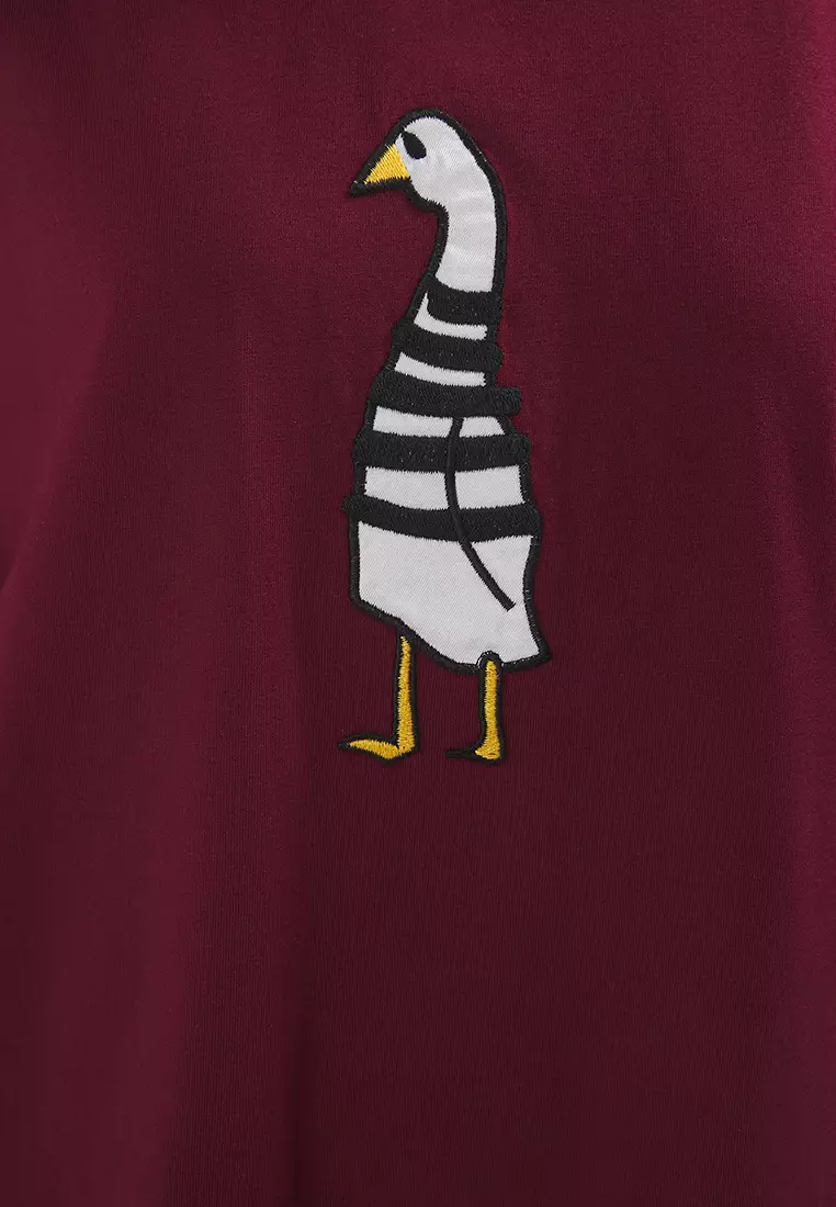 Burgundy Duck Embroidered Comfortable/Relaxed Cut Crew Neck Knitted T Shirt