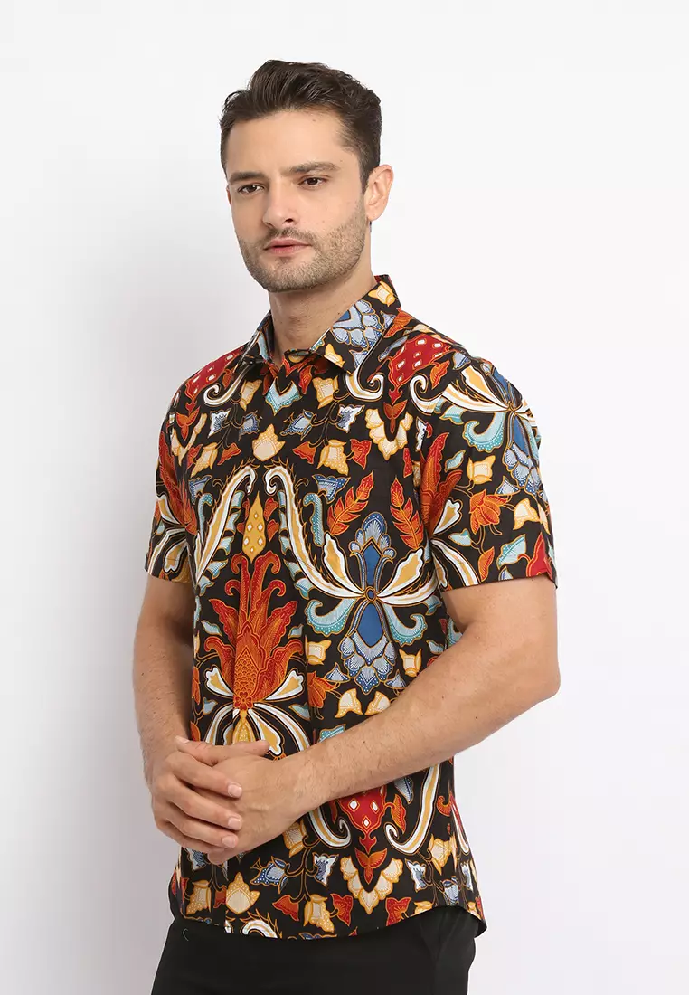 MAGINOT ARKA BLACK Batik Slim Fit Lengan Pendek