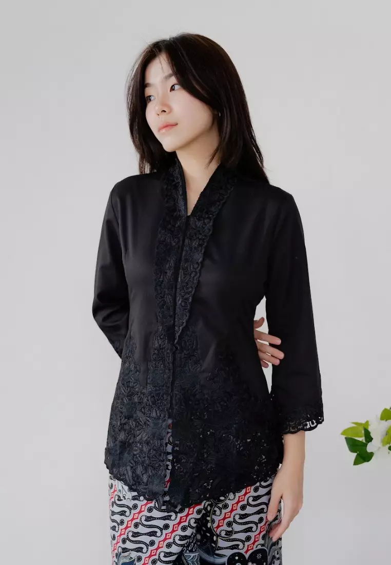 Mora long sleeve kebaya