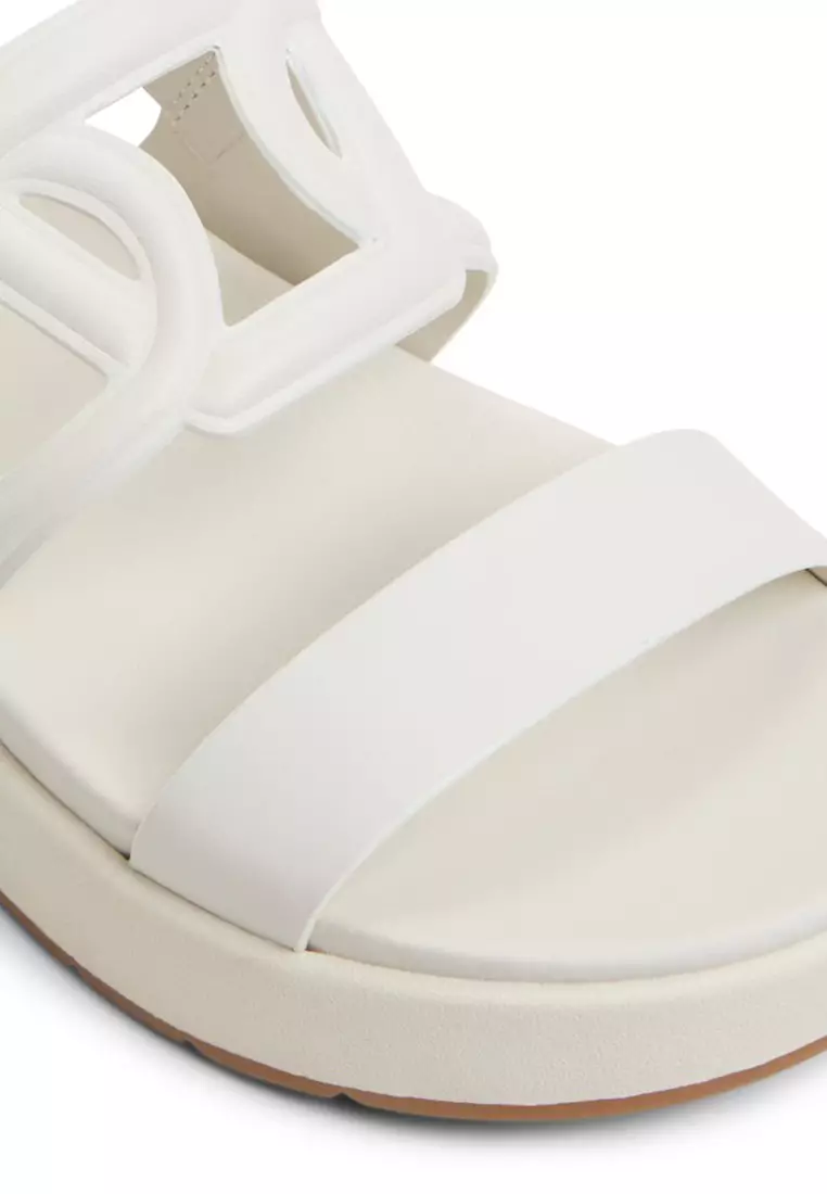 Onuvia Platform Sandals