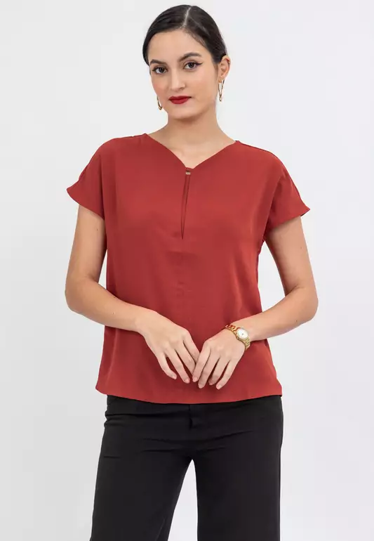 DIANY Keyhole Front Top