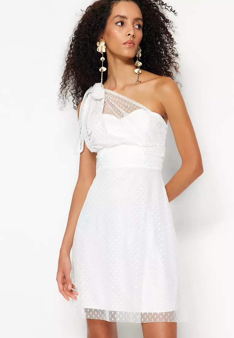 Skater bridal clearance dress