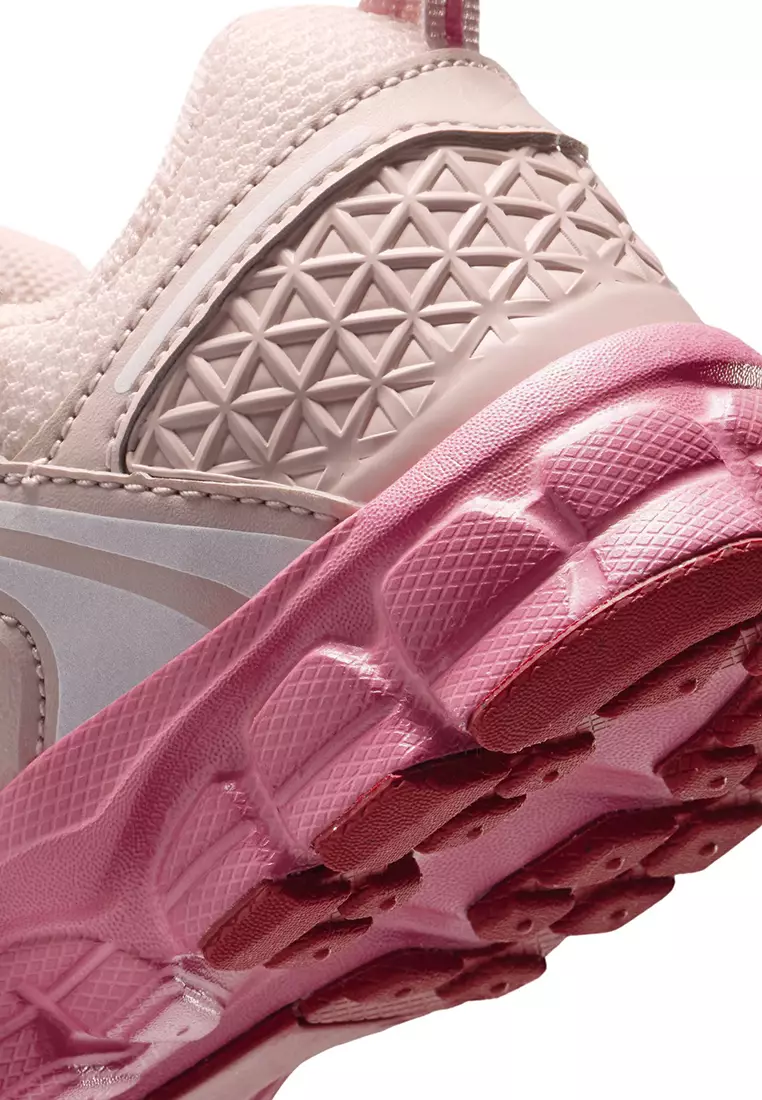 Vomero 5 Little Kids' (Boys') Shoes with Reflective Design Accents