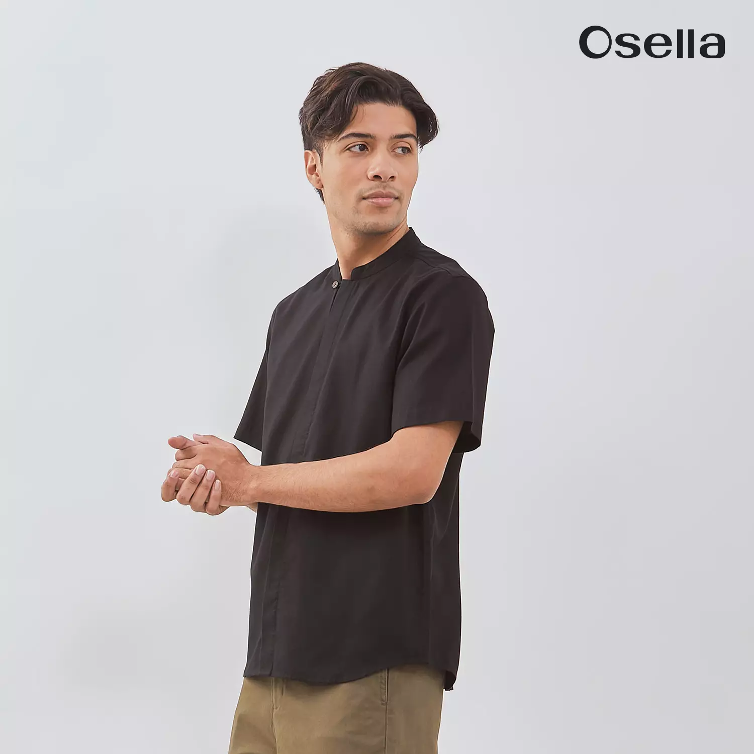 Osella Ziyyad Short Sleeve Stand Collared Shirt 203W660143 | Kemeja Lengan Pendek Pria