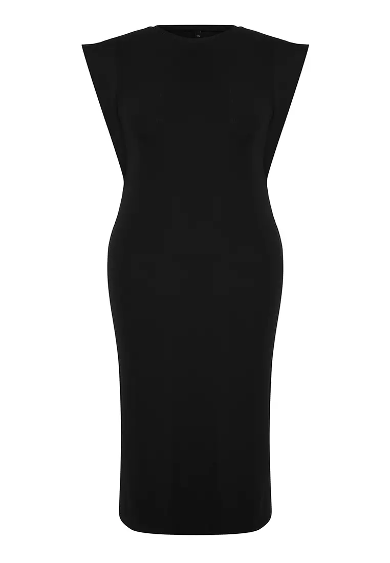 Plus Size Crew Neck Midi Dress